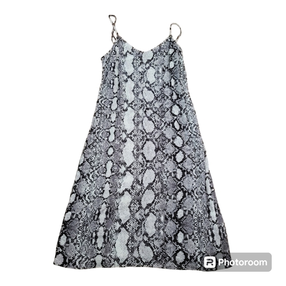 đź’•Express snake print slip dress - Picture 1 of 5